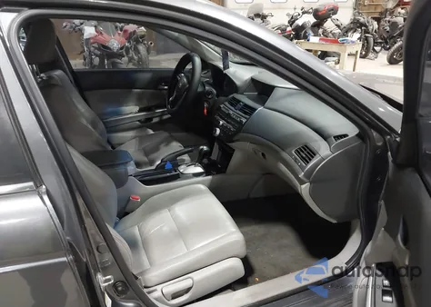 2010 Honda Accord 2.4 Ex-L from USA, damaged, VIN 1HGCP2F89AA173563